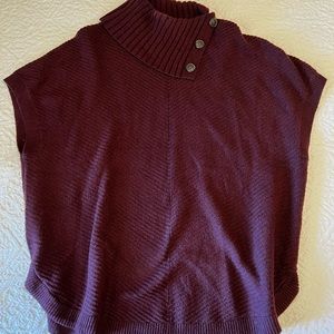 Ladies sleeveless sweater